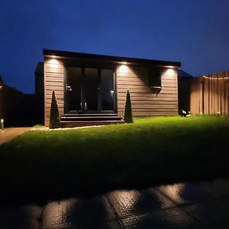 Villa T-I-G-H The Coziest Place Wifi & Netflix Near Roundhay Leeds  Exterior foto